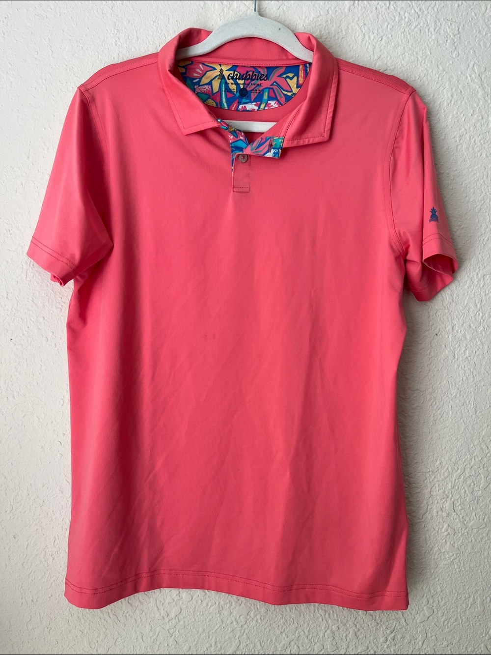 chubbies Men’s Coral Pink Polo with Tropical Trim